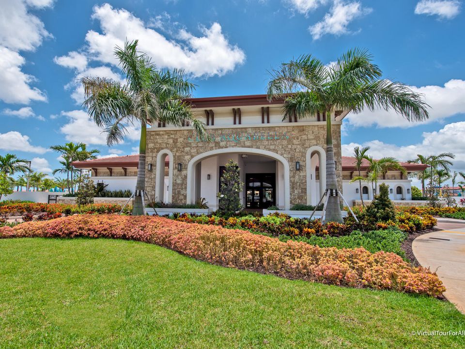 For Sale: $725,000 (4 beds, 3 baths, 2174 Square Feet)