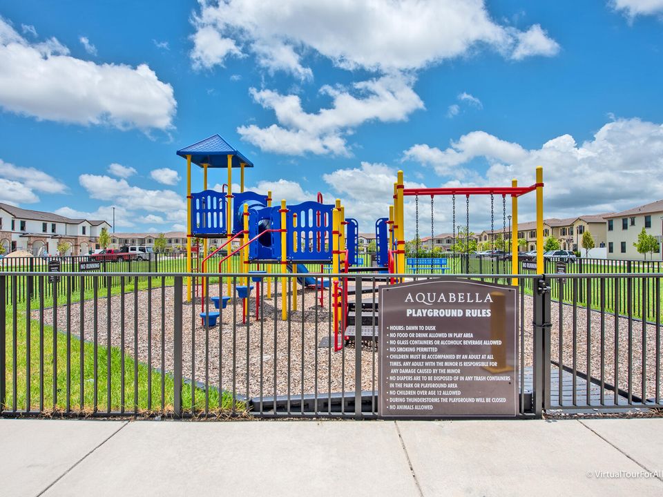 For Sale: $725,000 (4 beds, 3 baths, 2174 Square Feet)