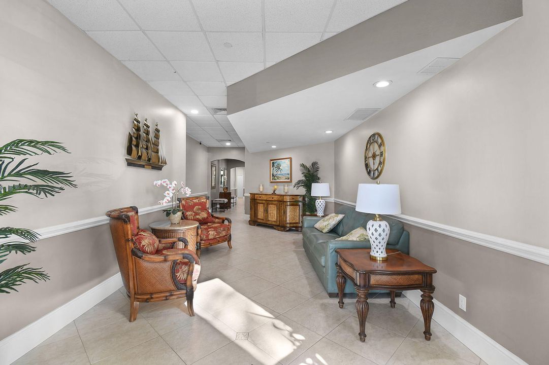 For Sale: $510,000 (2 beds, 2 baths, 1297 Square Feet)