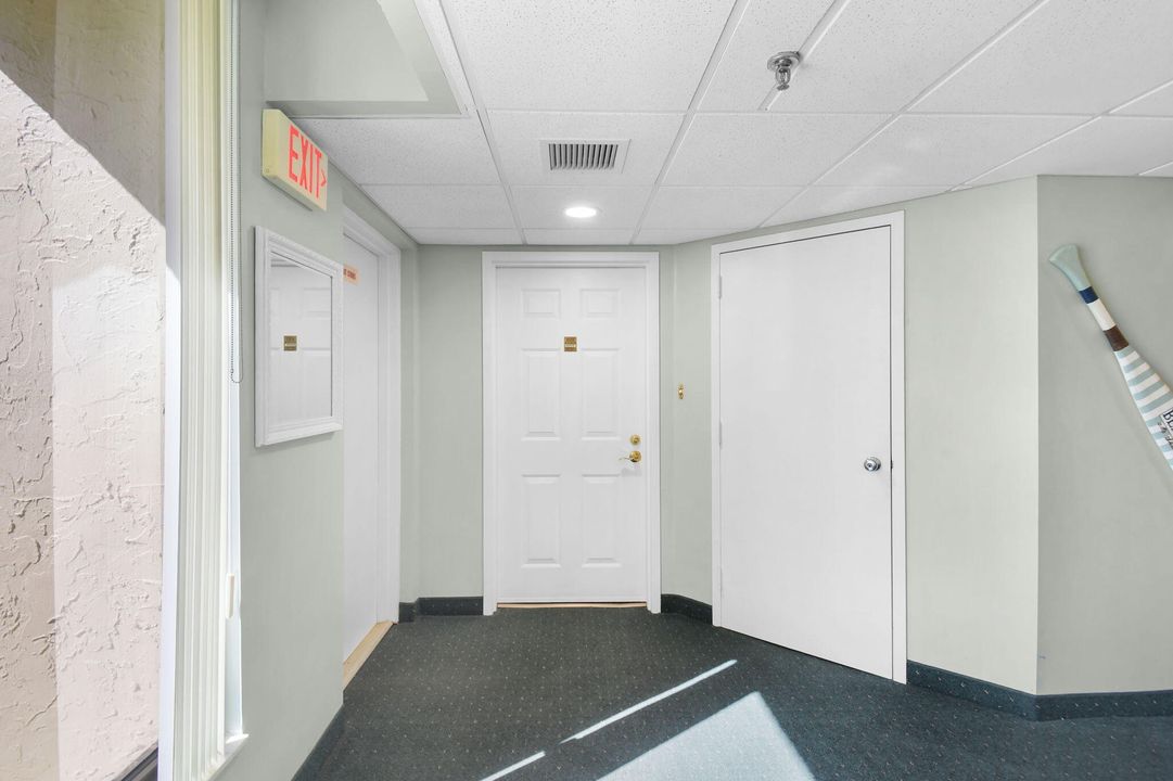 For Sale: $510,000 (2 beds, 2 baths, 1297 Square Feet)