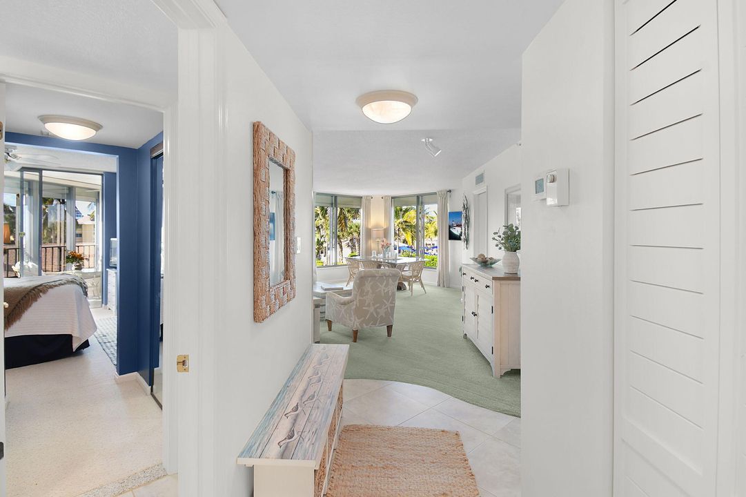 For Sale: $510,000 (2 beds, 2 baths, 1297 Square Feet)