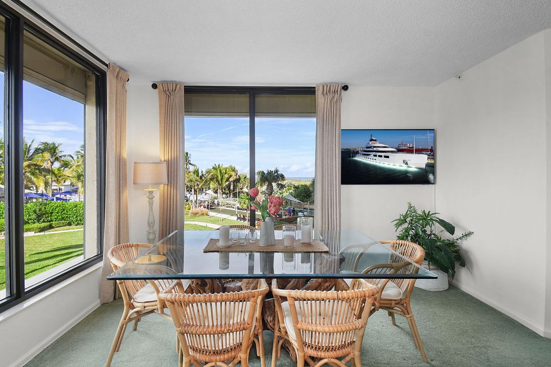 For Sale: $510,000 (2 beds, 2 baths, 1297 Square Feet)