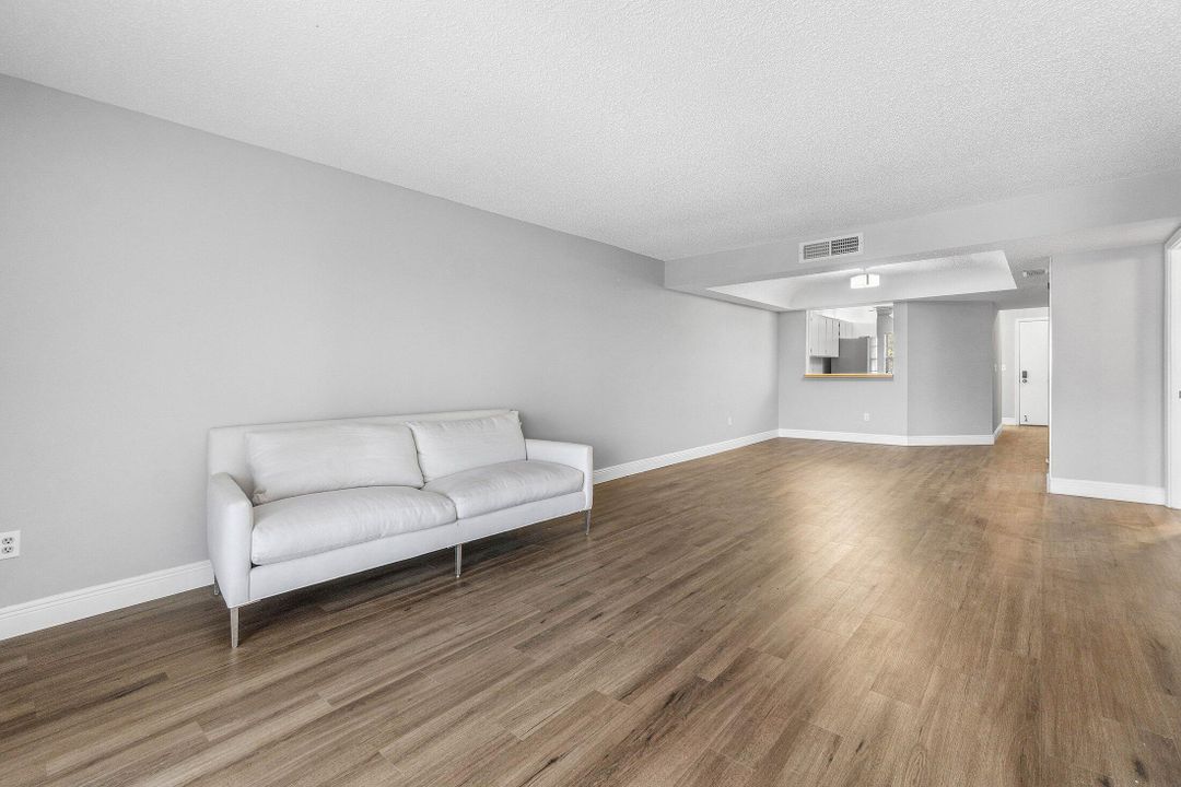 En Venta: $239,900 (2 camas, 2 baños, 1160 Pies cuadrados)