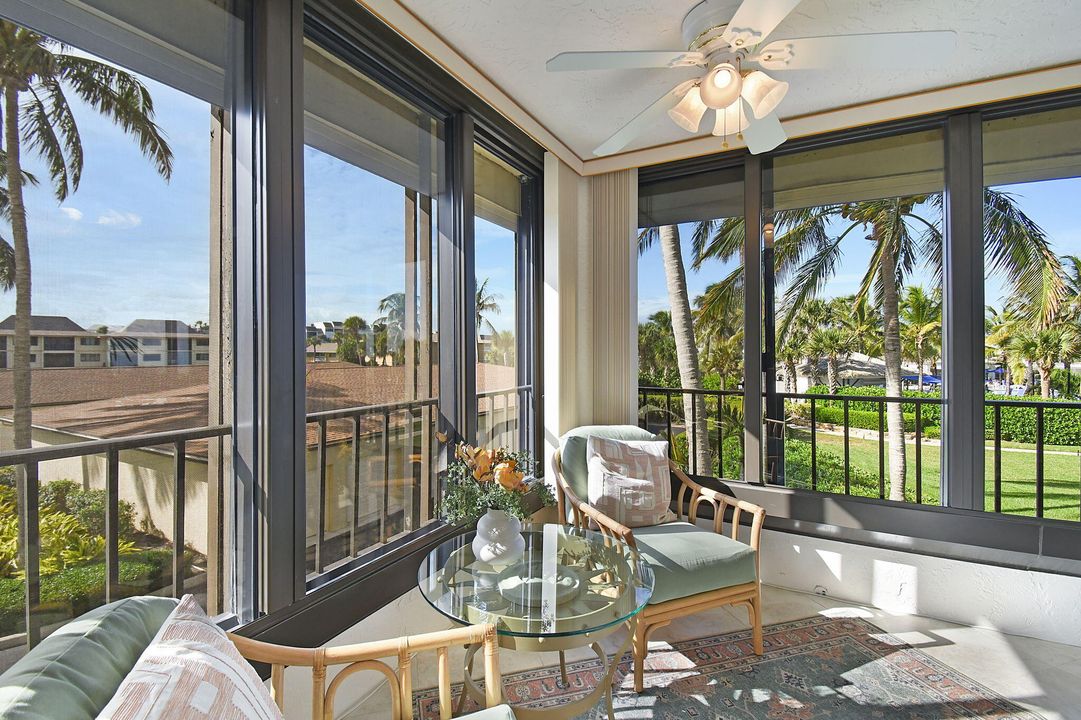 For Sale: $510,000 (2 beds, 2 baths, 1297 Square Feet)