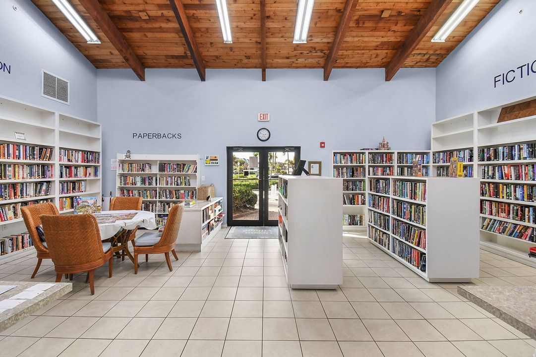 For Sale: $510,000 (2 beds, 2 baths, 1297 Square Feet)