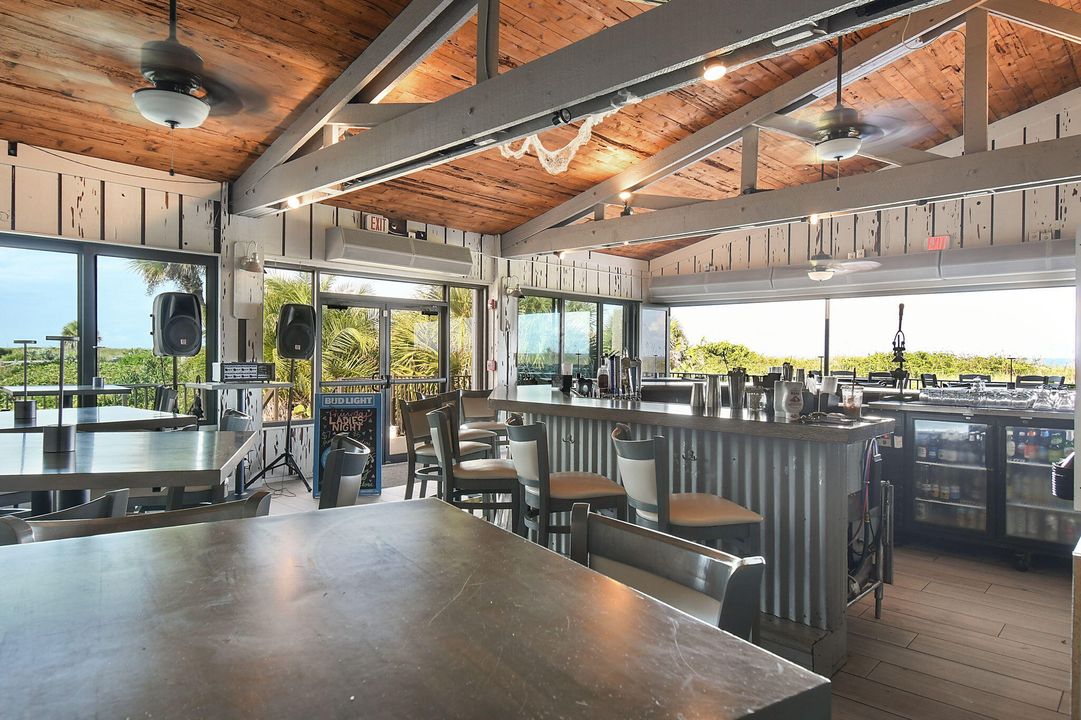 For Sale: $510,000 (2 beds, 2 baths, 1297 Square Feet)