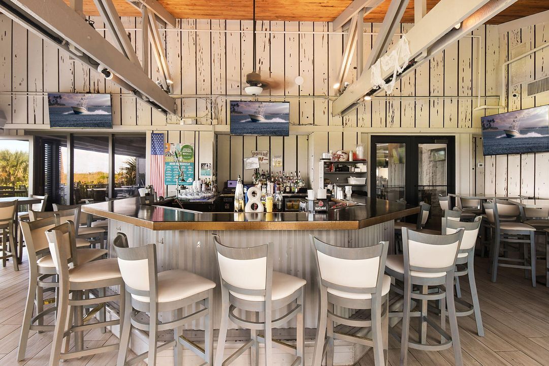 For Sale: $510,000 (2 beds, 2 baths, 1297 Square Feet)