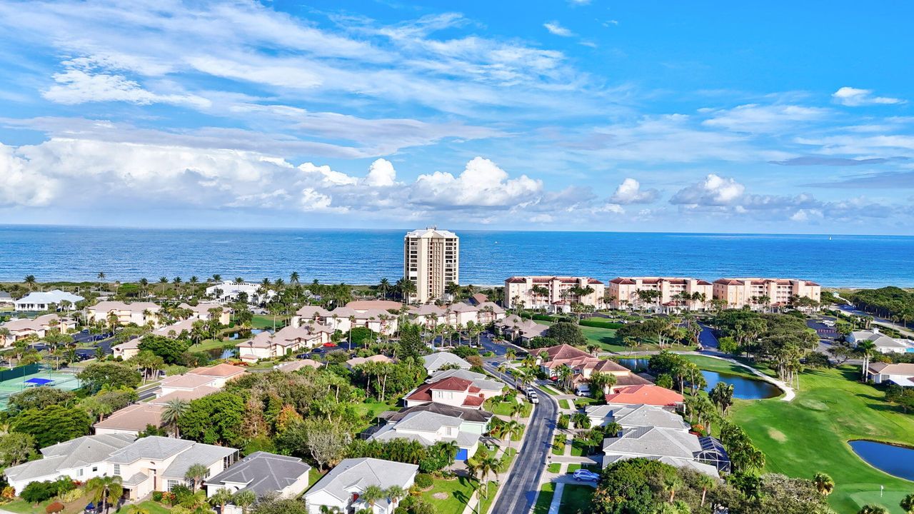 For Sale: $510,000 (2 beds, 2 baths, 1297 Square Feet)
