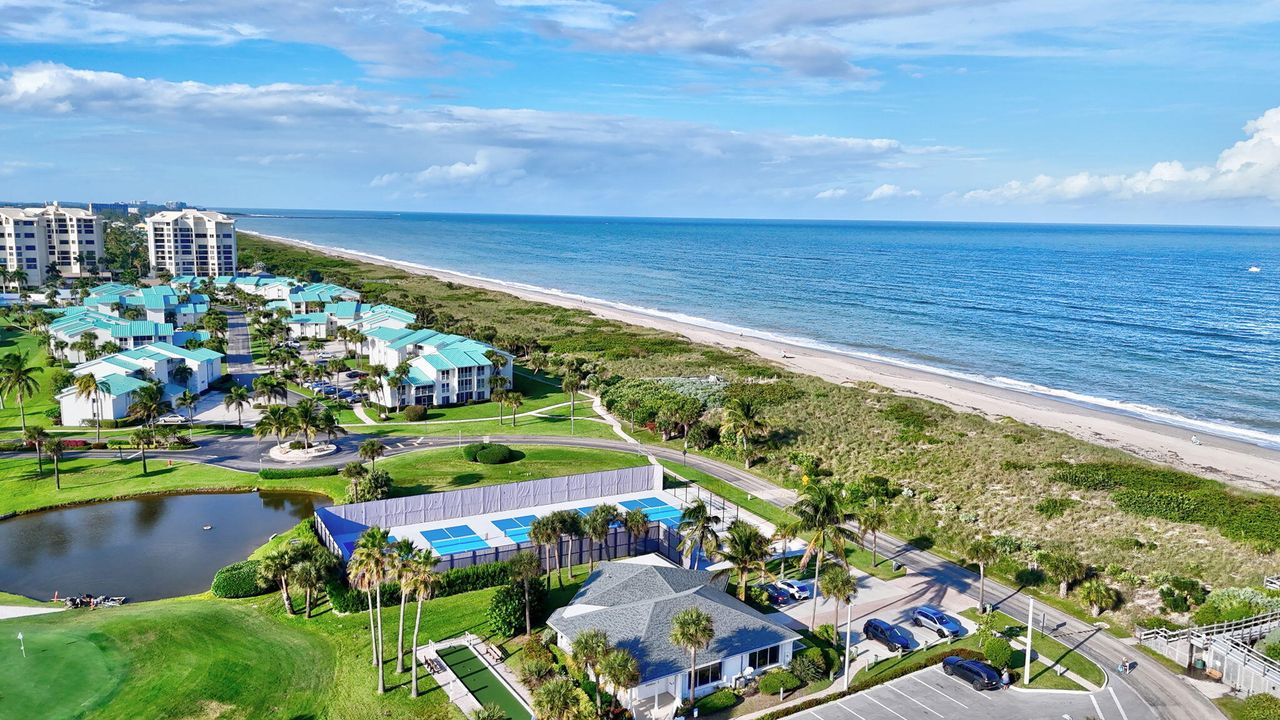 For Sale: $510,000 (2 beds, 2 baths, 1297 Square Feet)