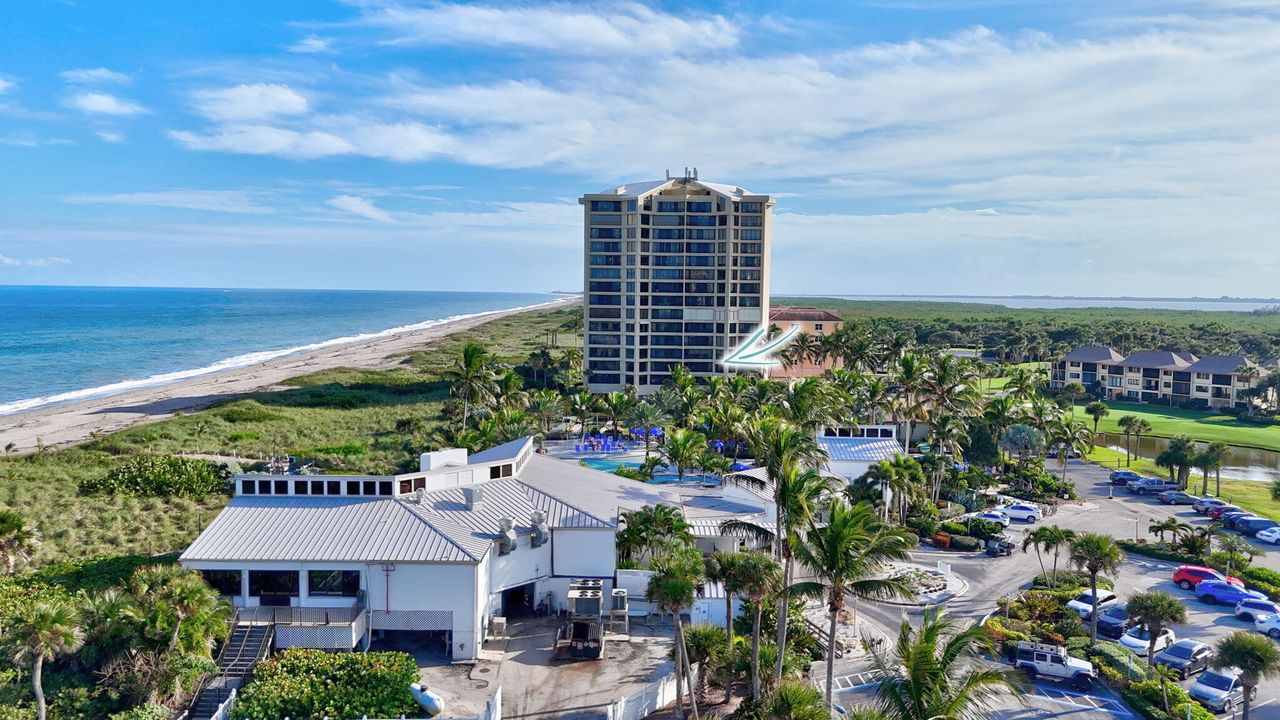 For Sale: $510,000 (2 beds, 2 baths, 1297 Square Feet)