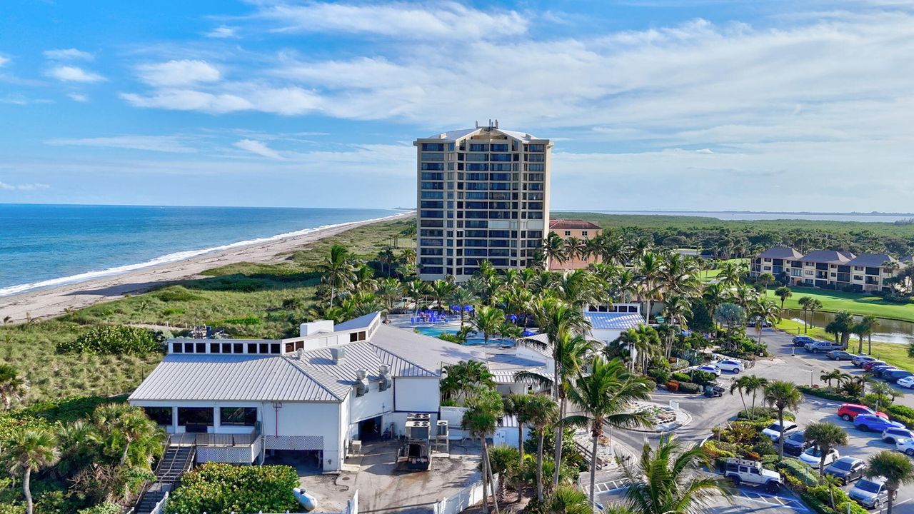 For Sale: $510,000 (2 beds, 2 baths, 1297 Square Feet)