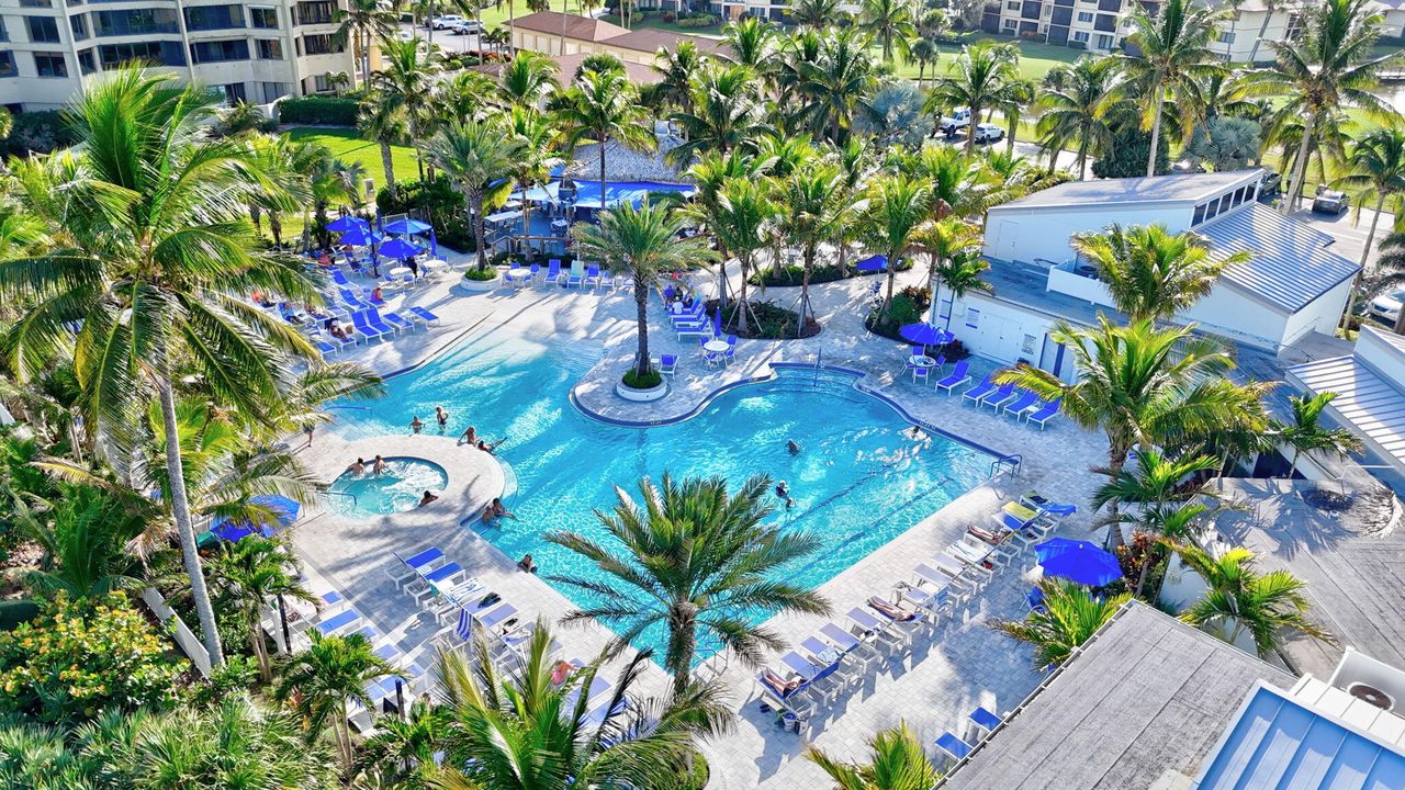 For Sale: $510,000 (2 beds, 2 baths, 1297 Square Feet)