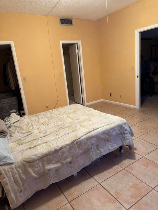 En Venta: $360,000 (3 camas, 2 baños, 1500 Pies cuadrados)