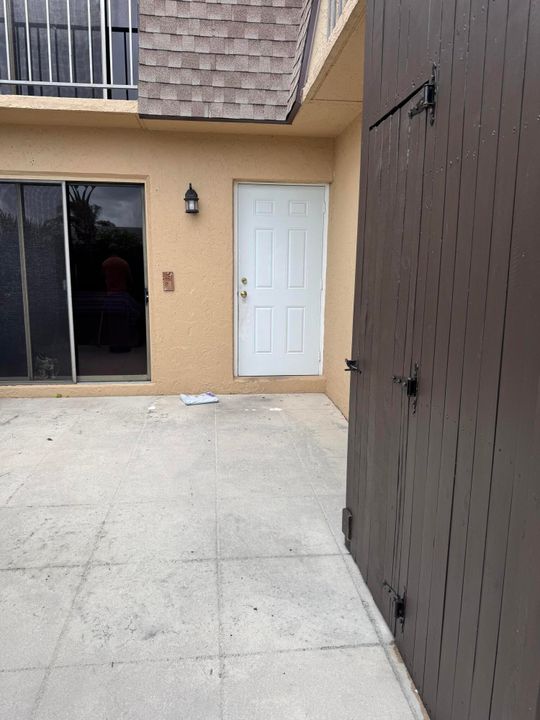 En Venta: $360,000 (3 camas, 2 baños, 1500 Pies cuadrados)