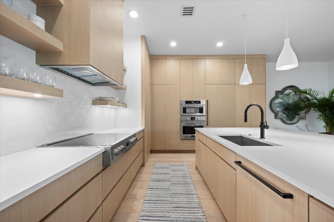 For Sale: $1,950,000 (3 beds, 3 baths, 1974 Square Feet)