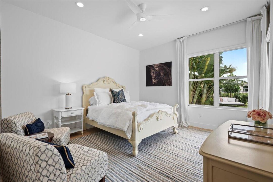 For Sale: $1,950,000 (3 beds, 3 baths, 1974 Square Feet)