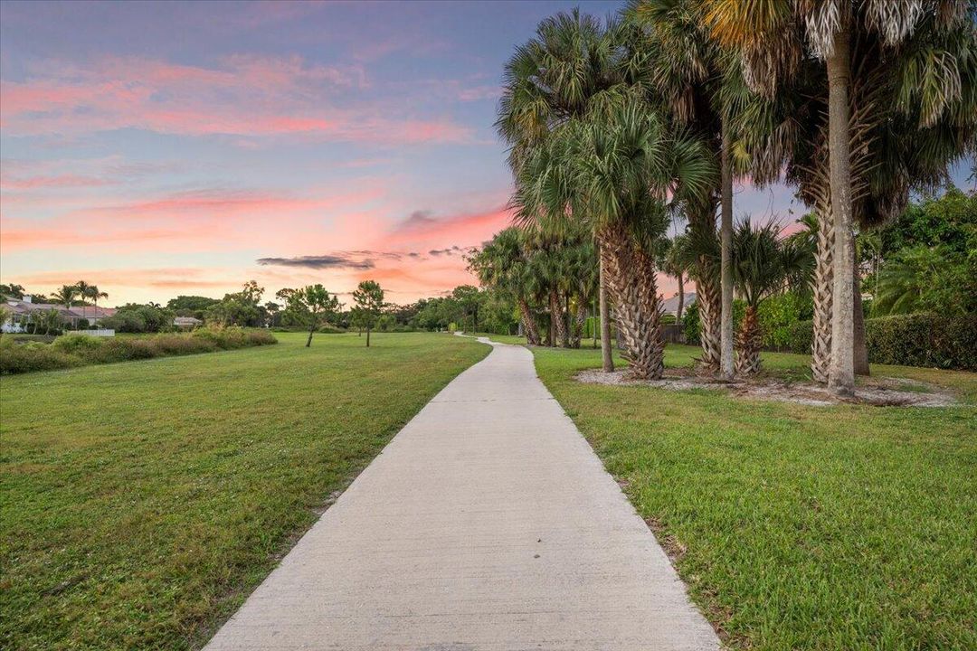 For Sale: $1,950,000 (3 beds, 3 baths, 1974 Square Feet)