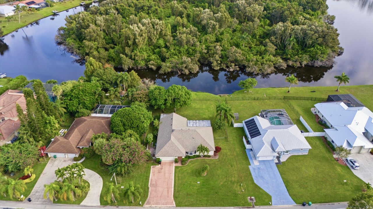 For Rent: $3,750 (4 beds, 3 baths, 2724 Square Feet)