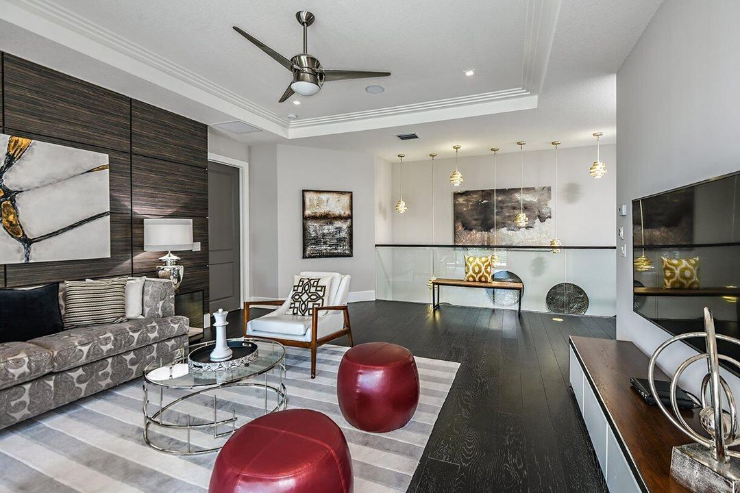 En Venta: $2,995,000 (4 camas, 4 baños, 4970 Pies cuadrados)