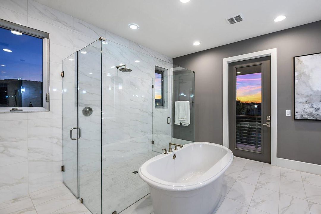 En Venta: $2,995,000 (4 camas, 4 baños, 4970 Pies cuadrados)