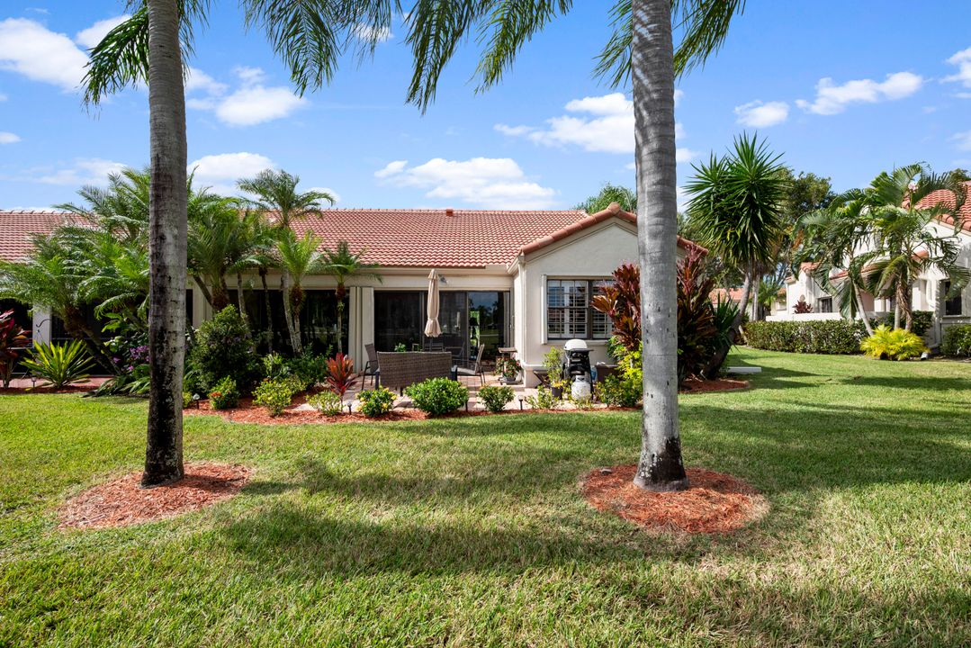 Active With Contract: $335,000 (3 beds, 2 baths, 1486 Square Feet)