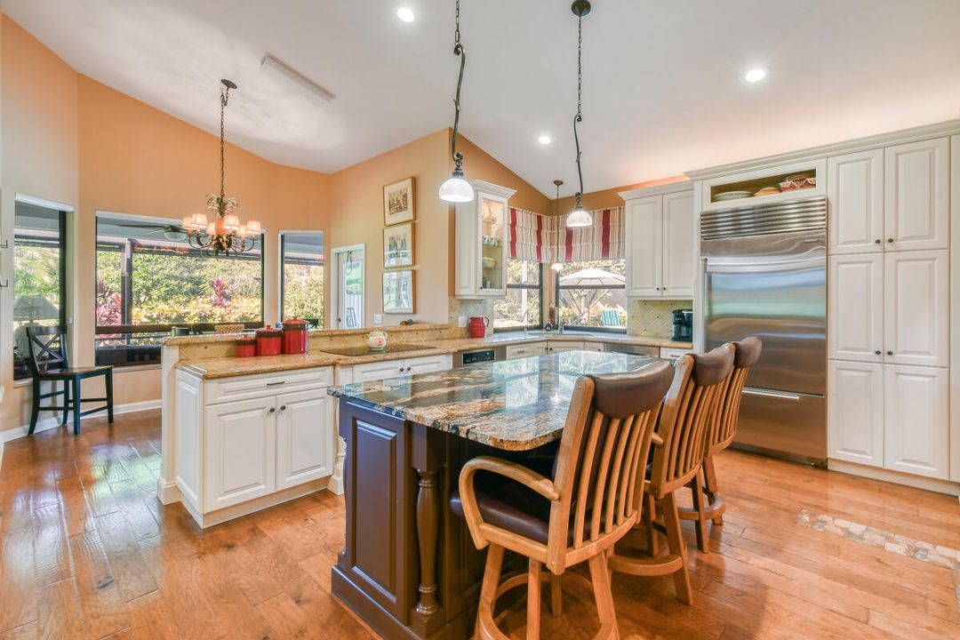 For Sale: $995,000 (3 beds, 3 baths, 3051 Square Feet)