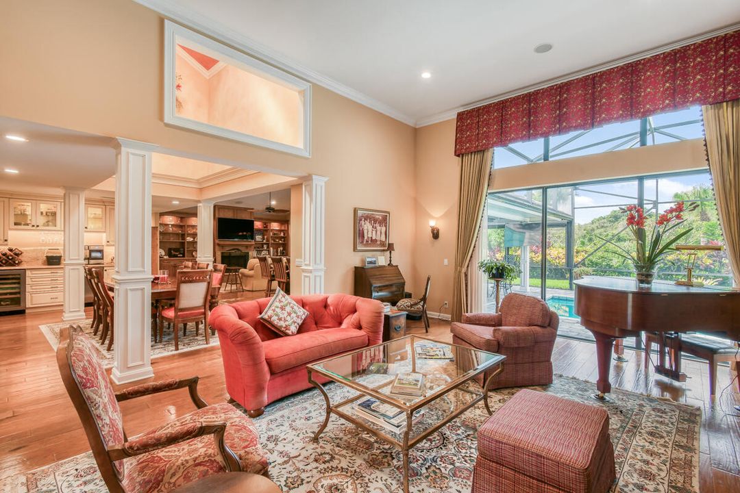 For Sale: $995,000 (3 beds, 3 baths, 3051 Square Feet)