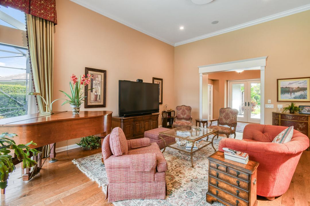 For Sale: $995,000 (3 beds, 3 baths, 3051 Square Feet)