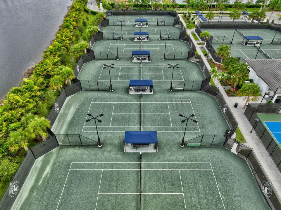 En Venta: $415,000 (3 camas, 2 baños, 1599 Pies cuadrados)