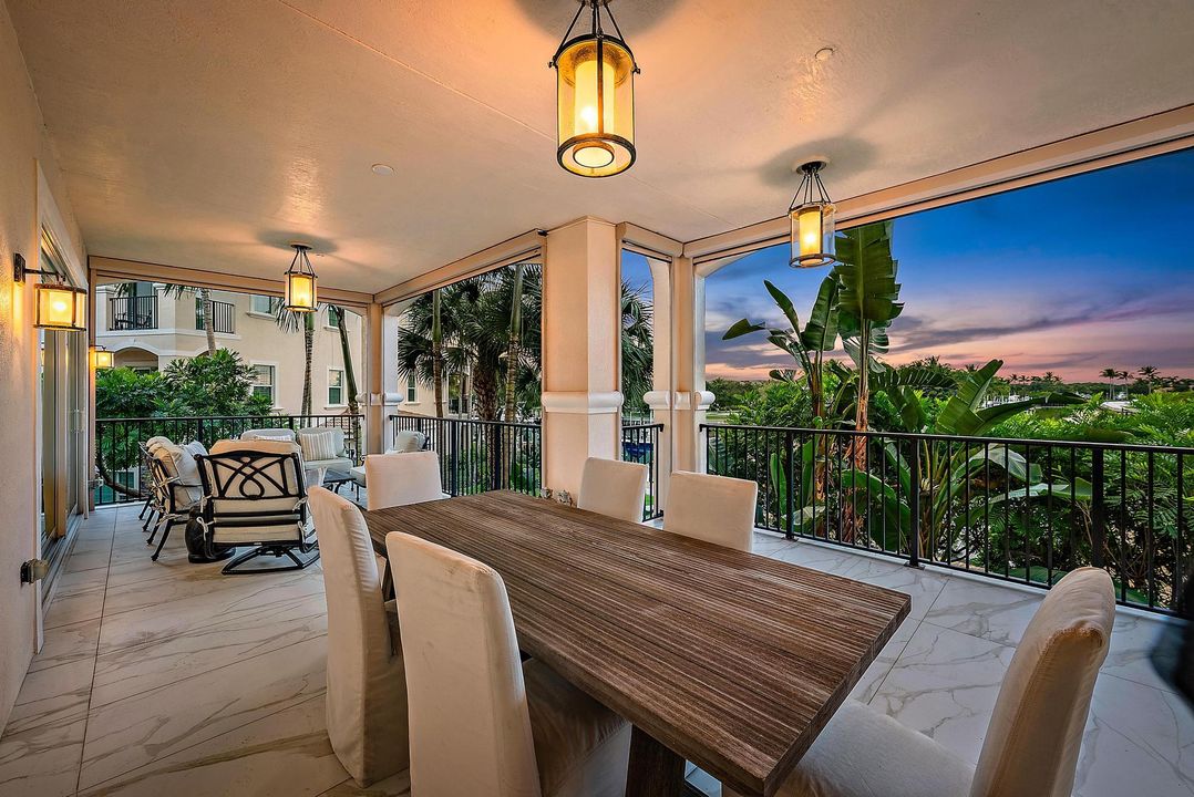 待售: $2,800,000 (3 贝兹, 2 浴室, 2474 平方英尺)