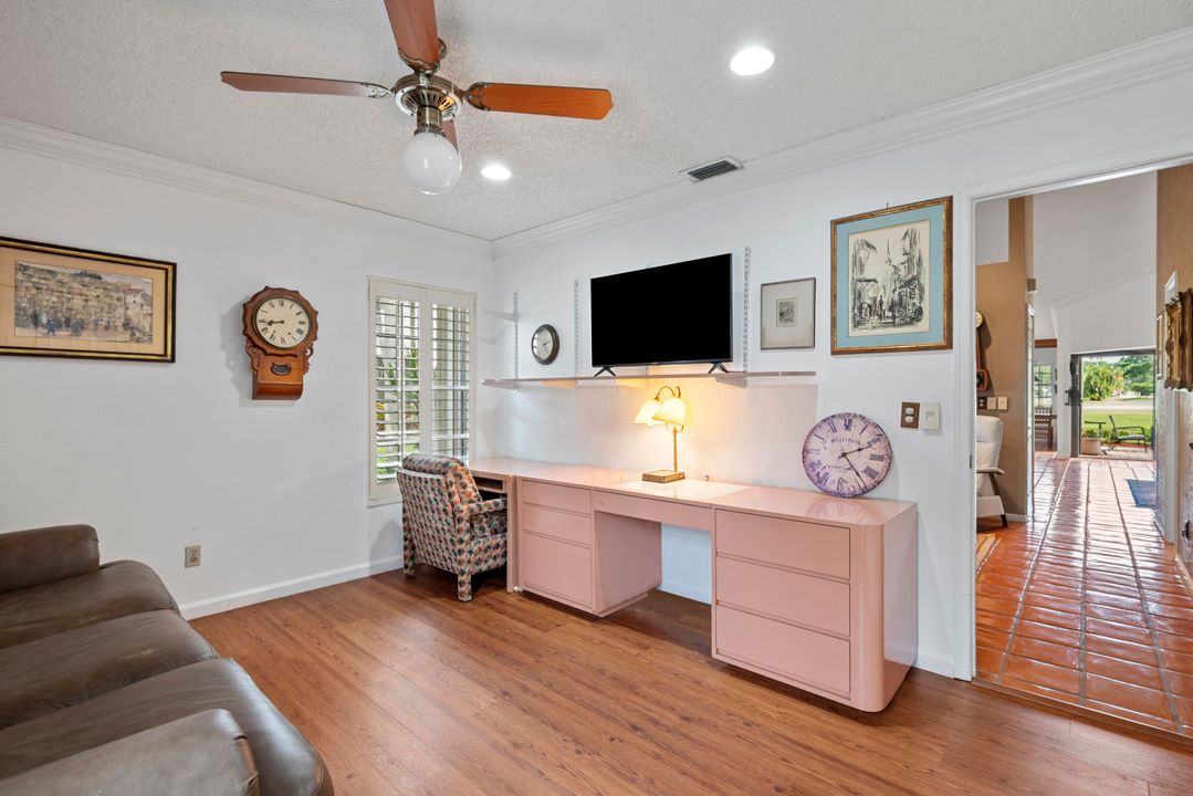 Active With Contract: $335,000 (3 beds, 2 baths, 1486 Square Feet)