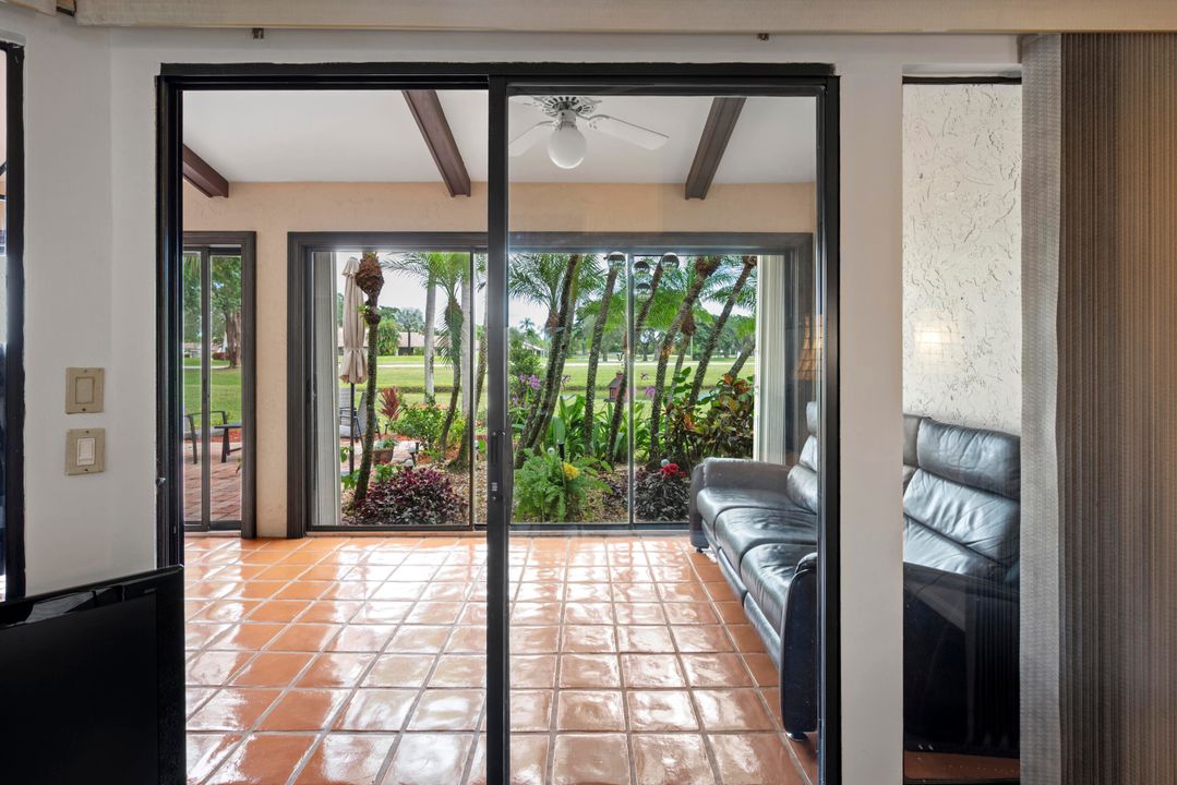 Active With Contract: $335,000 (3 beds, 2 baths, 1486 Square Feet)