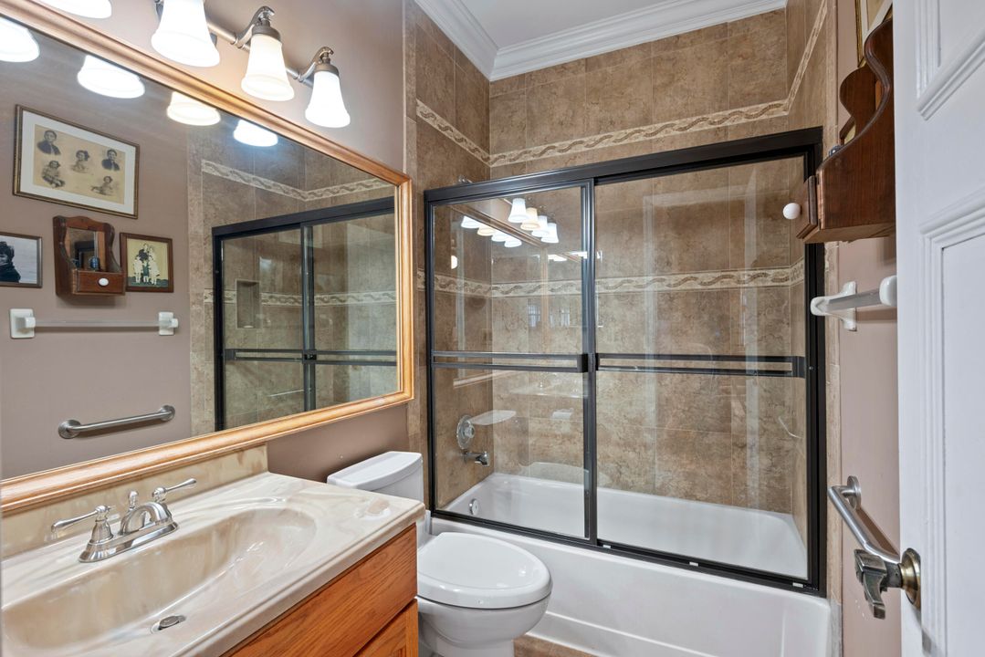 Active With Contract: $335,000 (3 beds, 2 baths, 1486 Square Feet)