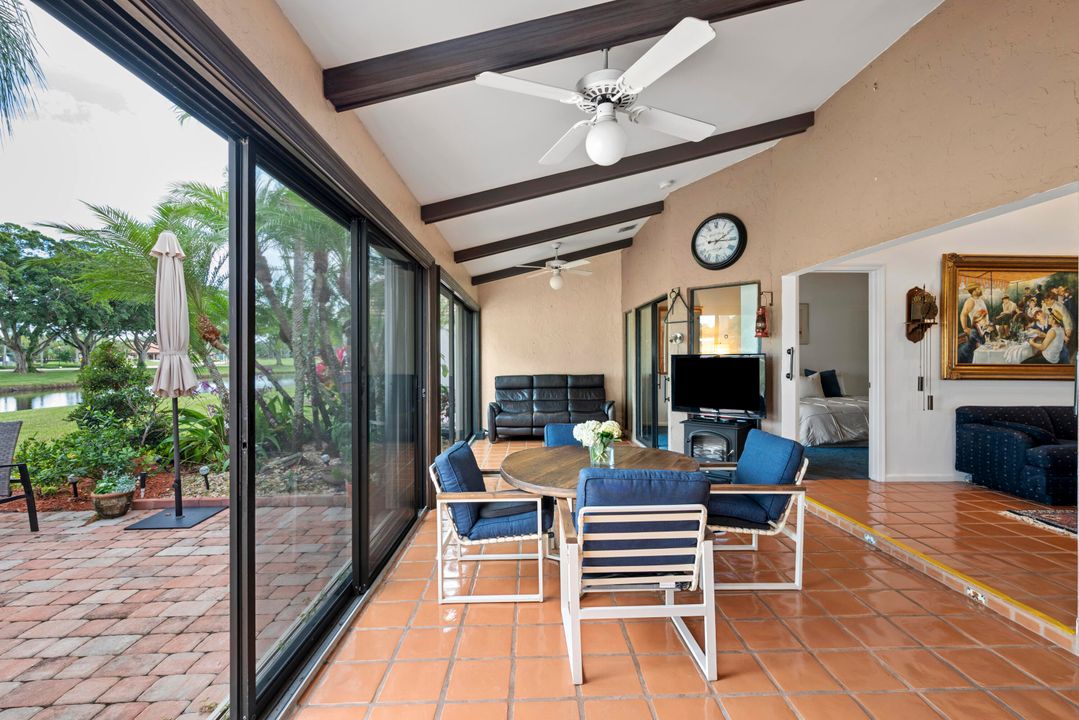 Active With Contract: $335,000 (3 beds, 2 baths, 1486 Square Feet)