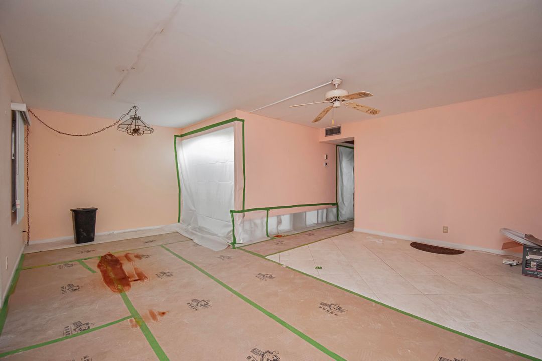 待售: $118,000 (2 贝兹, 1 浴室, 861 平方英尺)