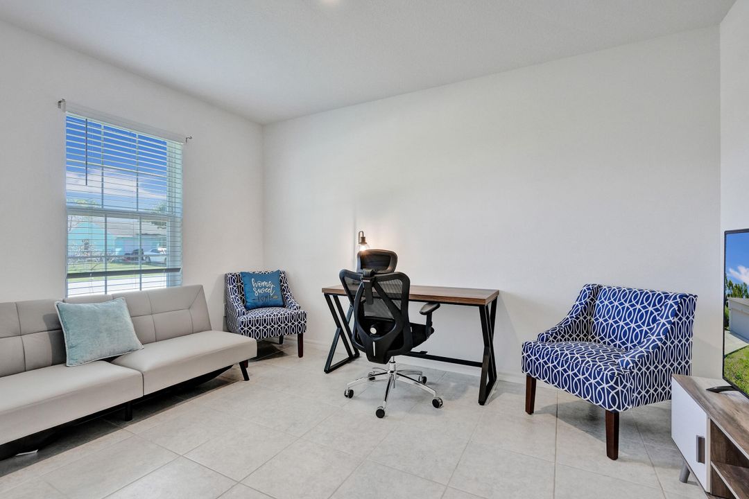 For Sale: $455,000 (4 beds, 2 baths, 2059 Square Feet)