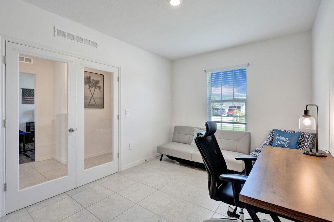 For Sale: $455,000 (4 beds, 2 baths, 2059 Square Feet)