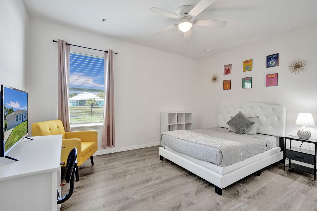 For Sale: $455,000 (4 beds, 2 baths, 2059 Square Feet)