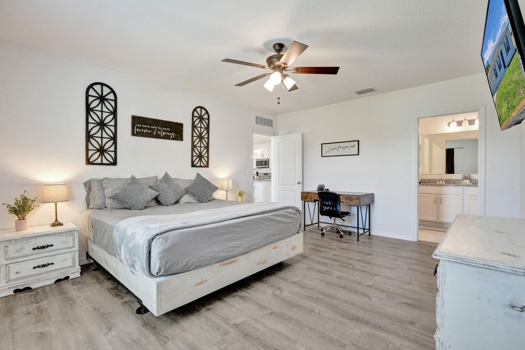 For Sale: $455,000 (4 beds, 2 baths, 2059 Square Feet)