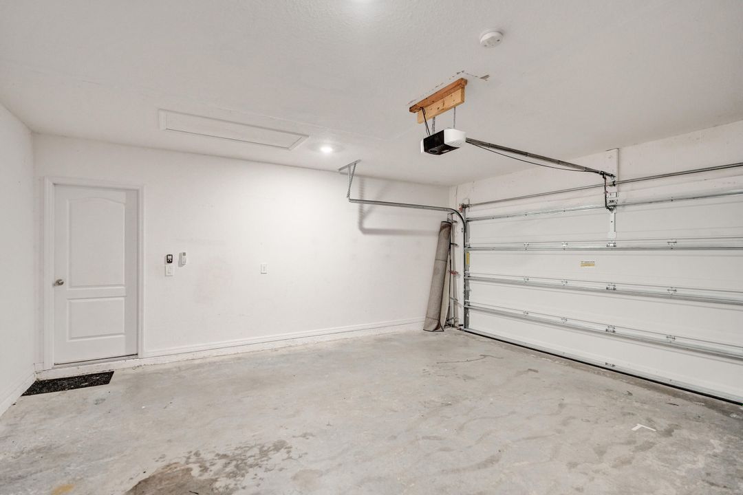 For Sale: $455,000 (4 beds, 2 baths, 2059 Square Feet)