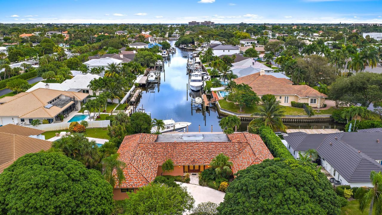 For Sale: $4,200,000 (4 beds, 3 baths, 3924 Square Feet)