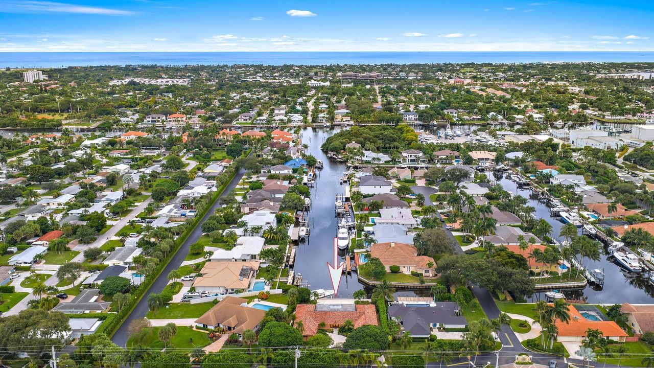 For Sale: $4,200,000 (4 beds, 3 baths, 3924 Square Feet)