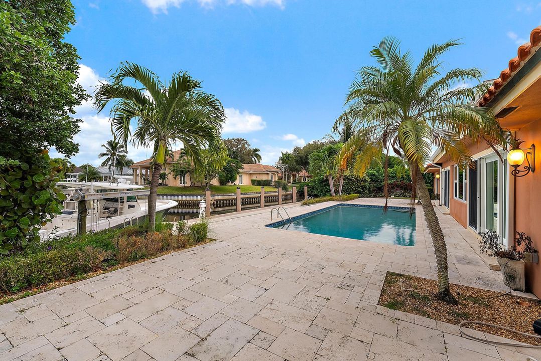 For Sale: $4,200,000 (4 beds, 3 baths, 3924 Square Feet)