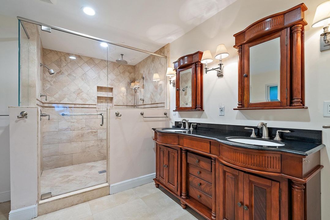 For Sale: $4,200,000 (4 beds, 3 baths, 3924 Square Feet)