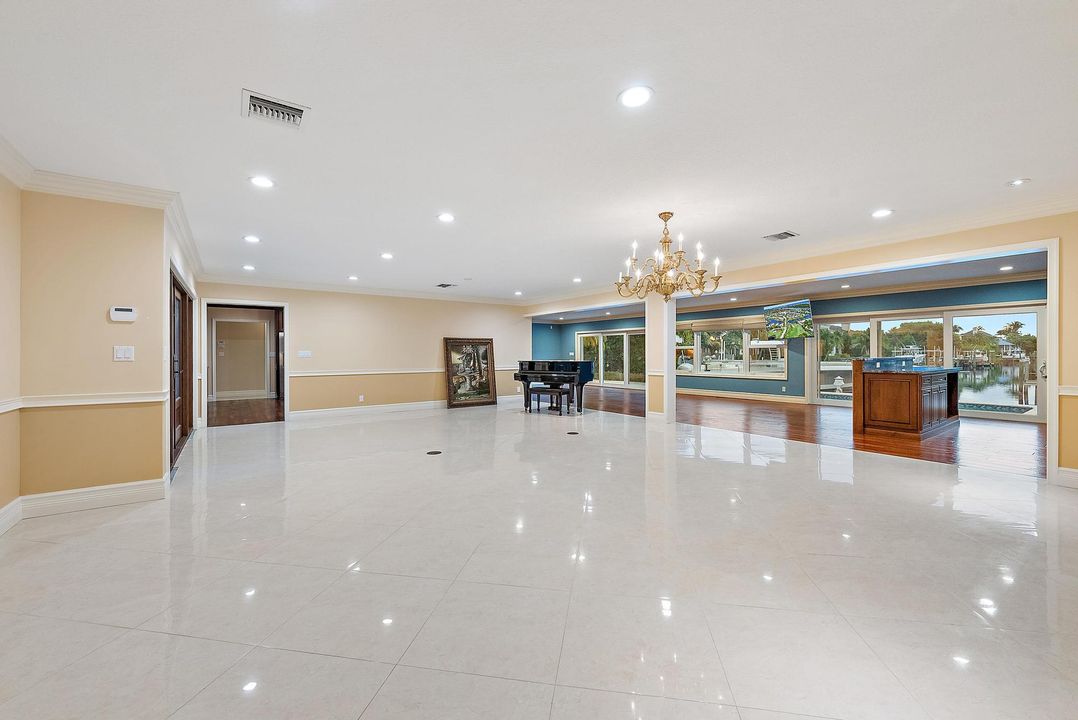 For Sale: $4,200,000 (4 beds, 3 baths, 3924 Square Feet)