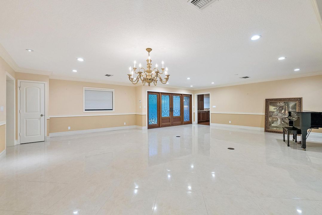 For Sale: $4,200,000 (4 beds, 3 baths, 3924 Square Feet)