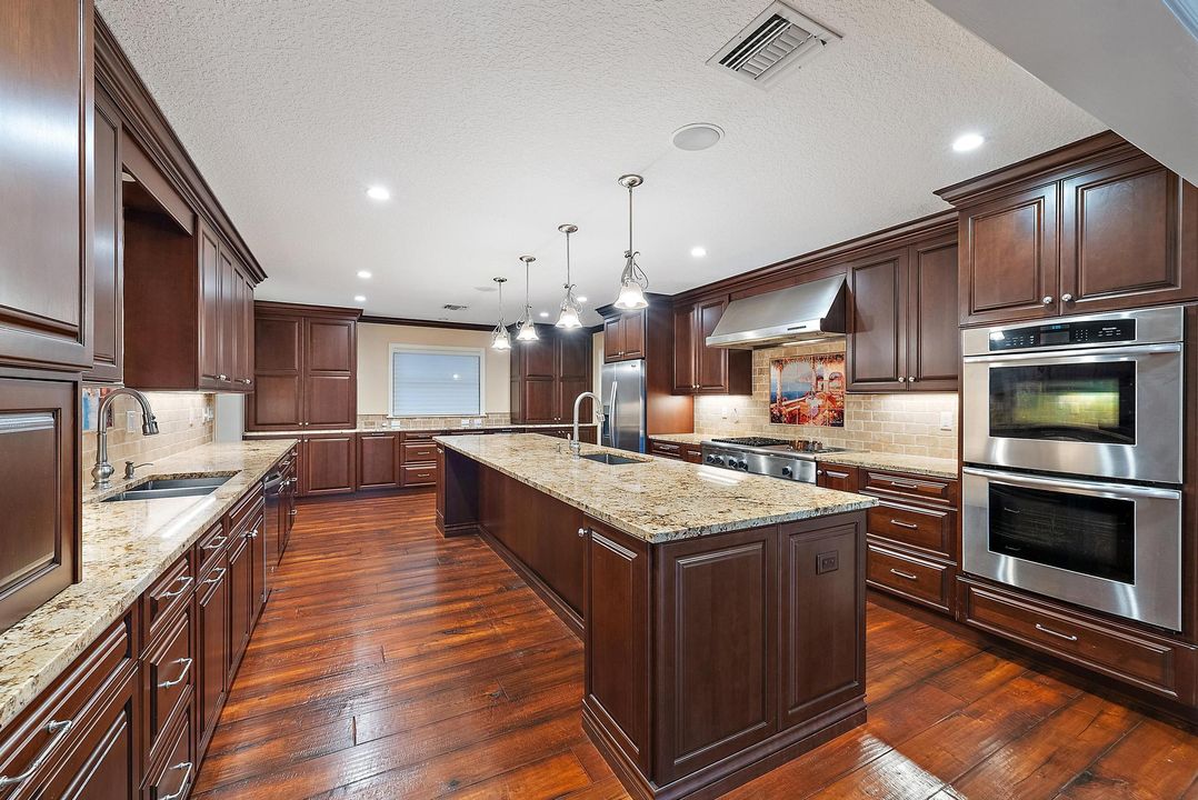 For Sale: $4,200,000 (4 beds, 3 baths, 3924 Square Feet)