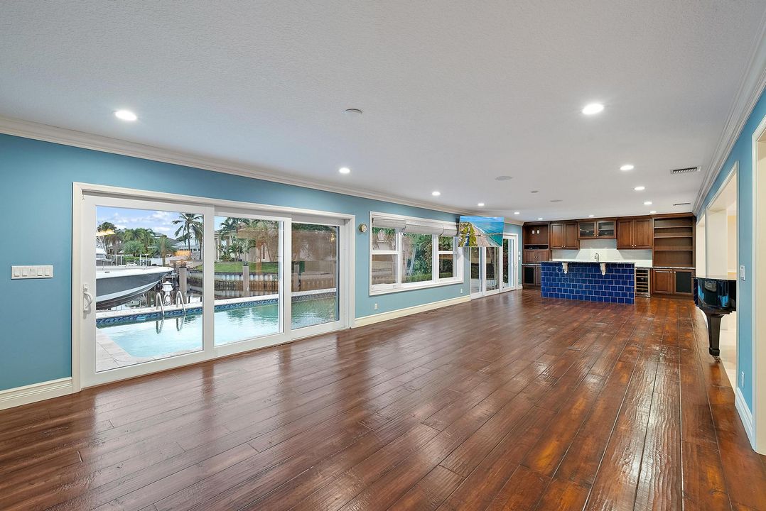 For Sale: $4,200,000 (4 beds, 3 baths, 3924 Square Feet)