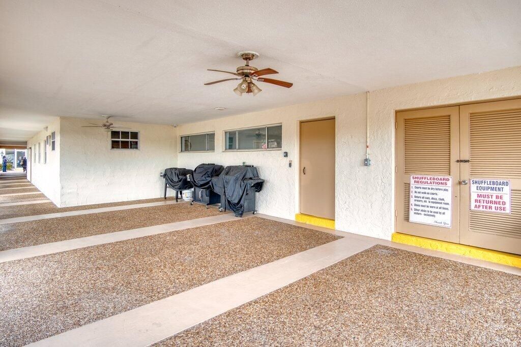 出租: $1,750 (2 贝兹, 2 浴室, 888 平方英尺)