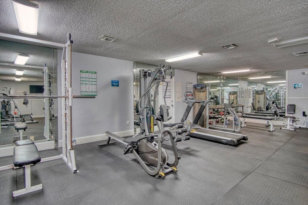 出租: $1,750 (2 贝兹, 2 浴室, 888 平方英尺)